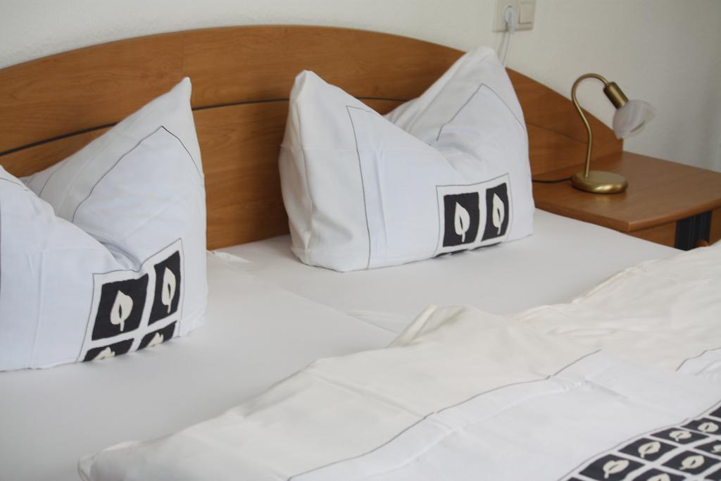 Gasthof Stadt Brandenburg Hotel Wittenberg Szoba fotó