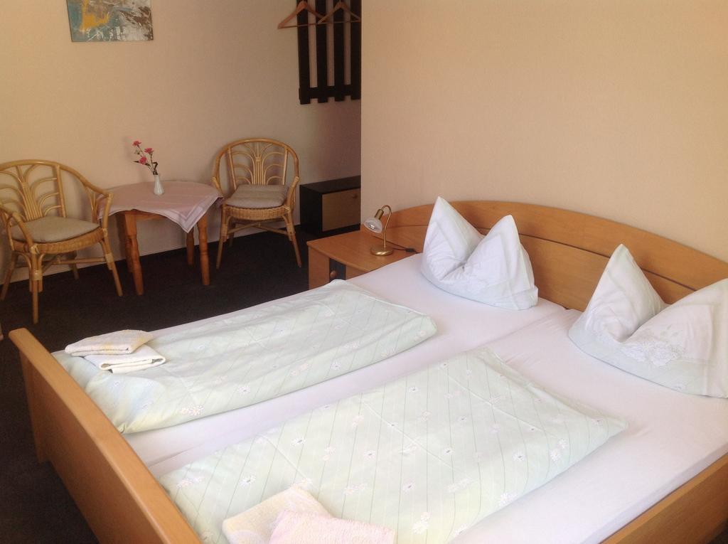 Gasthof Stadt Brandenburg Hotel Wittenberg Szoba fotó